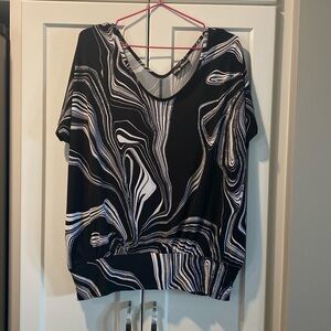 Black and White Blouse by Pretty Woman